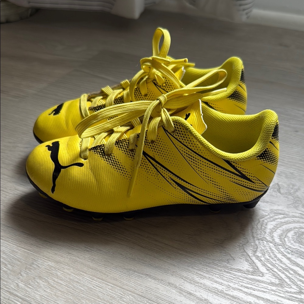 Kid’s Soccer Cleats